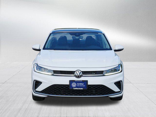 Photo of 2025 Opal White Pearl Volkswagen Jetta