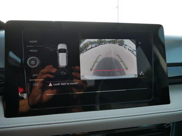 Photo of 2025 Platinum Gray Metallic Volkswagen Taos