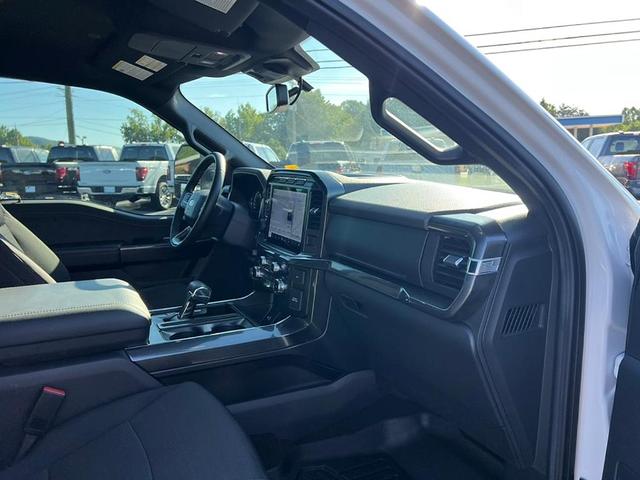 Photo of 2023 Oxford White Ford F-150