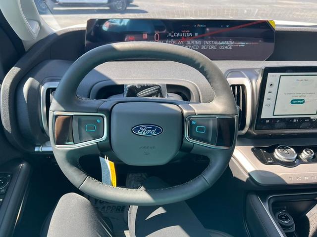 Photo of 2025 Oxford White Ford Expedition Max