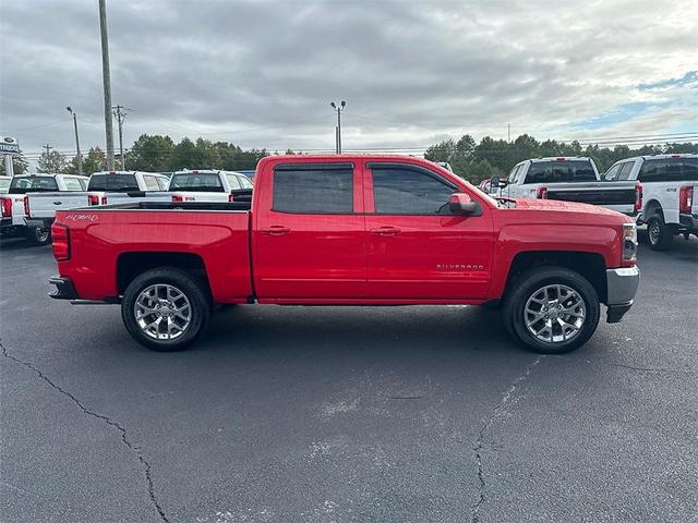 Photo of 2016 Red Chevrolet Silverado 1500