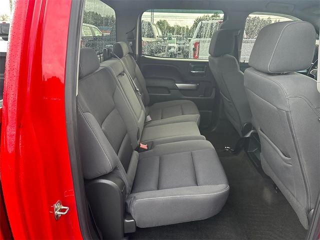 Photo of 2016 Red Chevrolet Silverado 1500