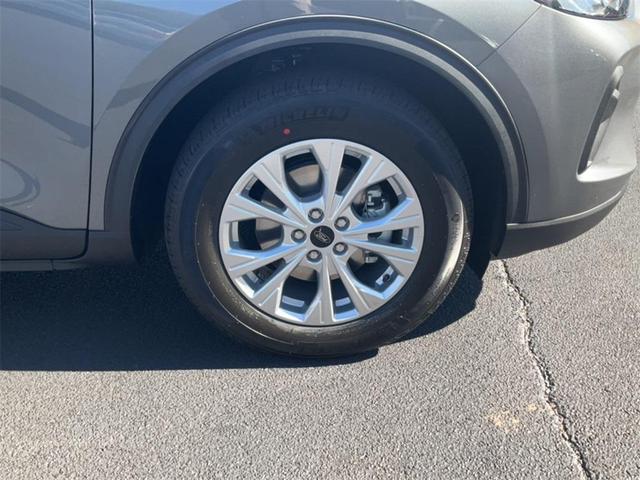 Photo of 2025 Carbonized Gray Metallic Ford Escape