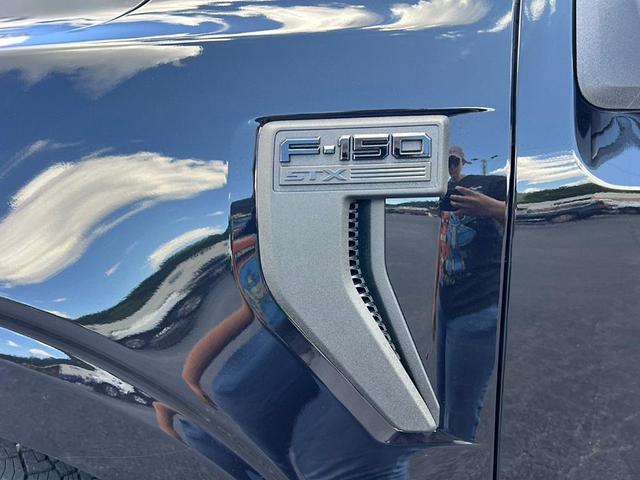 Photo of 2025 Agate Black Metallic Ford F-150