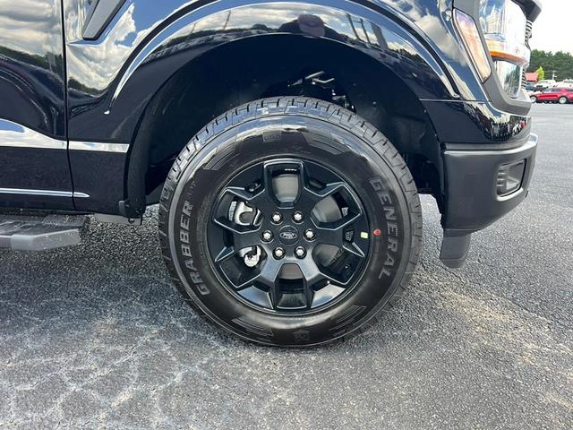 Photo of 2025 Agate Black Metallic Ford F-150