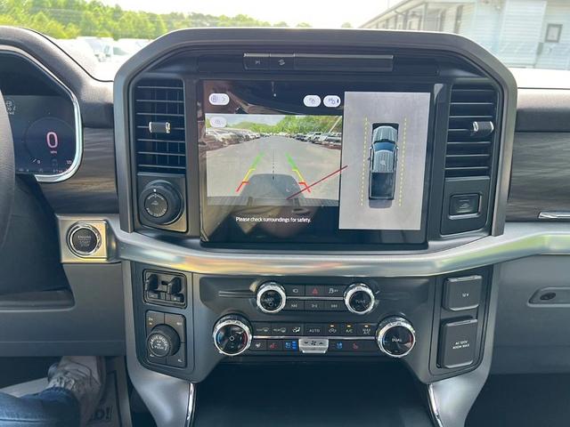 Photo of 2025 Oxford White Ford F-150