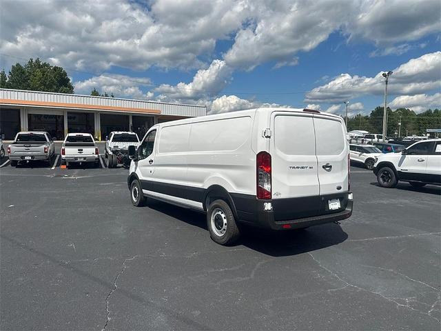 Photo of 2025 Oxford White Ford Transit-150