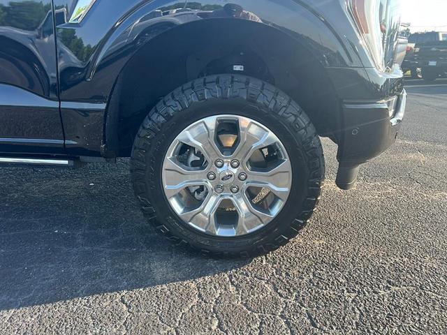 Photo of 2022 Agate Black Metallic Ford F-150