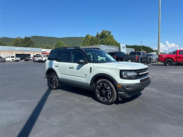 Photo of 2024 Cactus Green / Gray Ford Bronco Sport