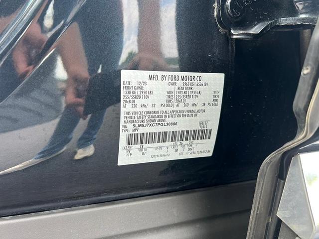 Photo of 2023 Flight Blue Lincoln Aviator