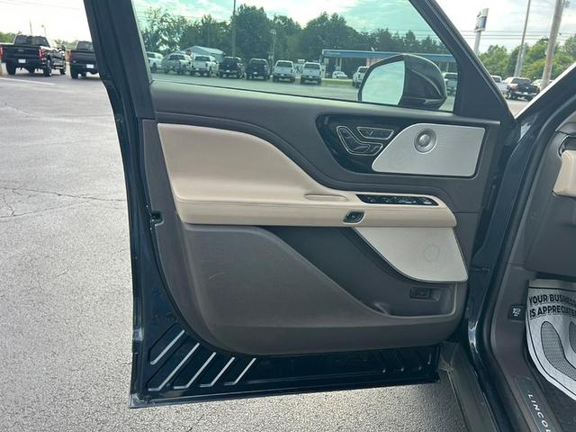 Photo of 2023 Flight Blue Lincoln Aviator