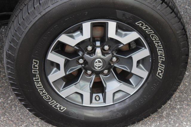 Photo of 2019 Magnetic Gray Metallic Toyota Tacoma