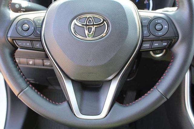 Photo of 2023 Ice Cap Toyota RAV4 Prime