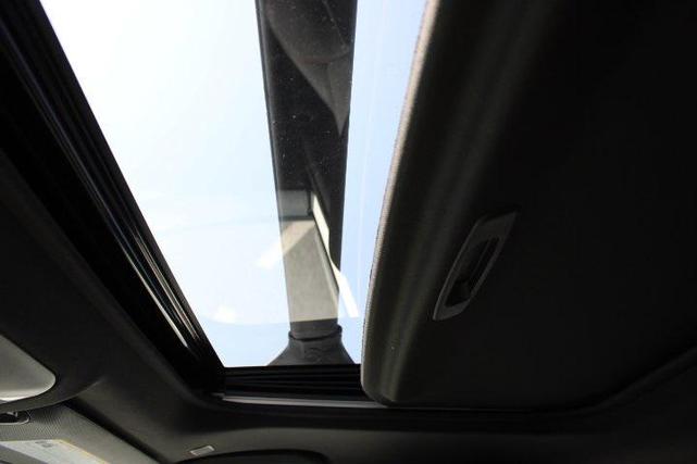 Photo of 2023 Ice Cap Toyota RAV4 Prime