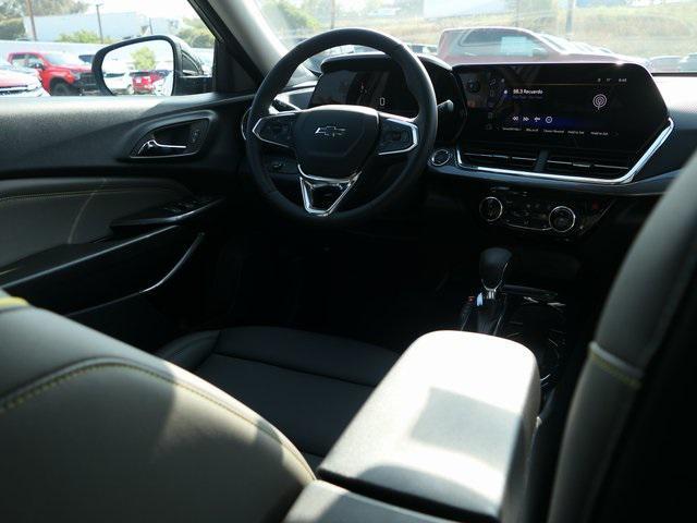Photo of 2025 Cacti Green Chevrolet Trax