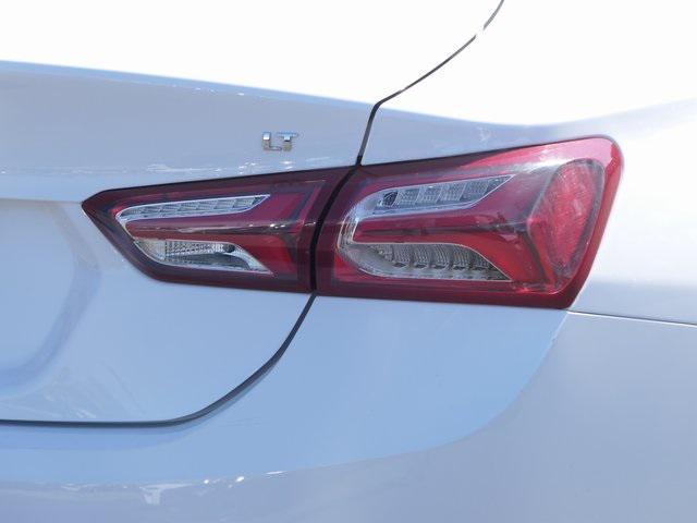 Photo of 2022 Summit White Chevrolet Malibu
