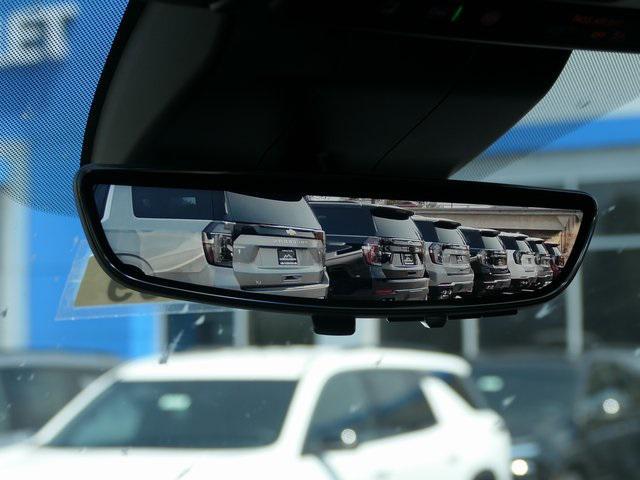 Photo of 2025 Sterling Gray Metallic Chevrolet Suburban