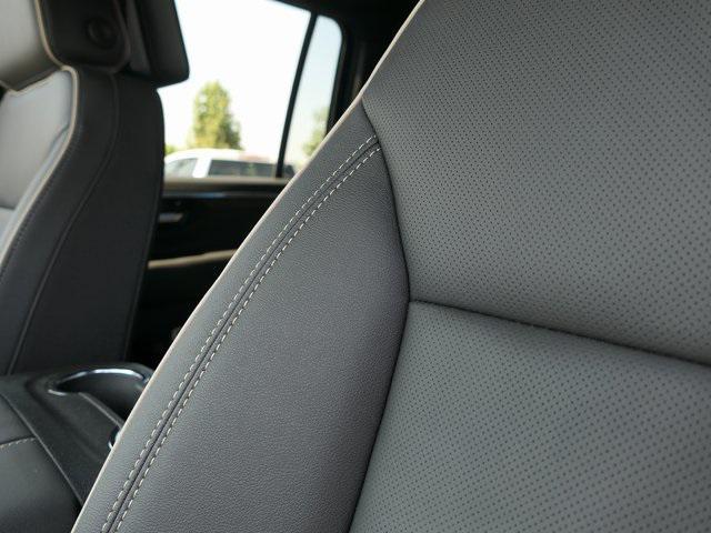 Photo of 2025 Sterling Gray Metallic Chevrolet Suburban