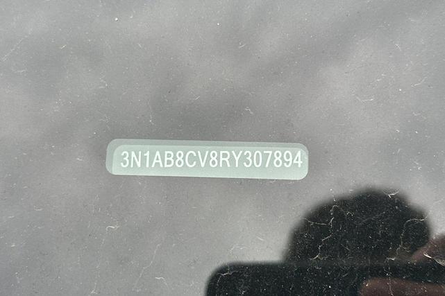 Photo of 2024 Gun Metallic Nissan Sentra