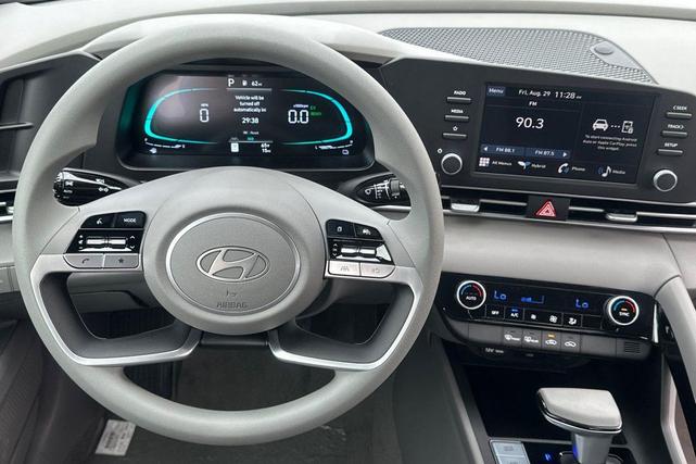 Photo of 2025 Fluid Metal Hyundai ELANTRA HEV