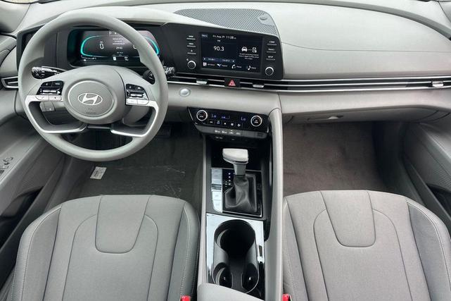 Photo of 2025 Fluid Metal Hyundai ELANTRA HEV