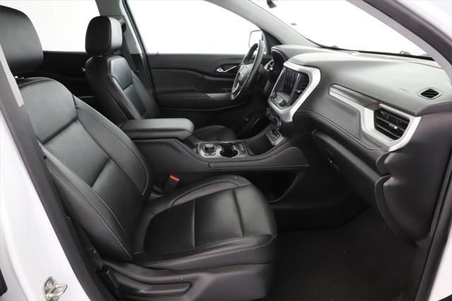Photo of 2023 Summit White GMC Acadia