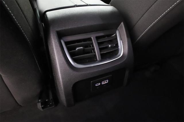 Photo of 2025 Summit White Chevrolet Blazer