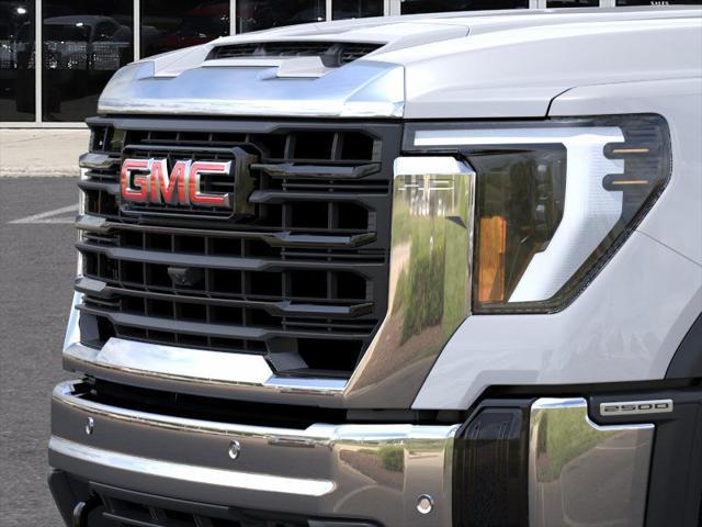 Photo of 2025 Summit White GMC Sierra 2500