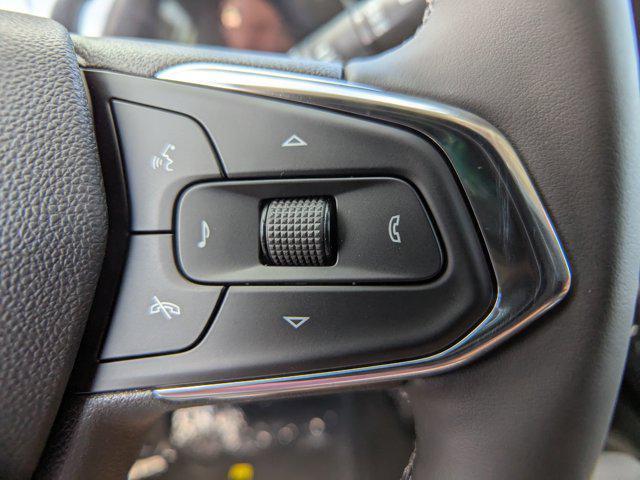 Photo of 2025 Summit White Chevrolet Trax