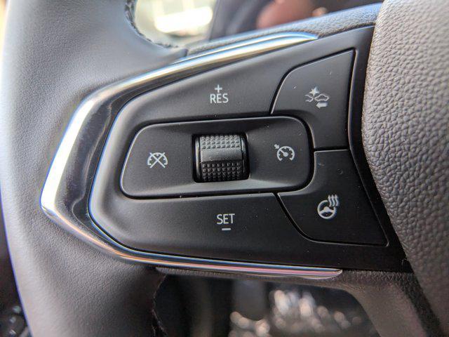 Photo of 2025 Summit White Chevrolet Trax