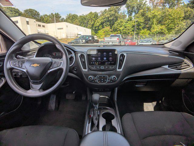 Photo of 2023 Summit White Chevrolet Malibu