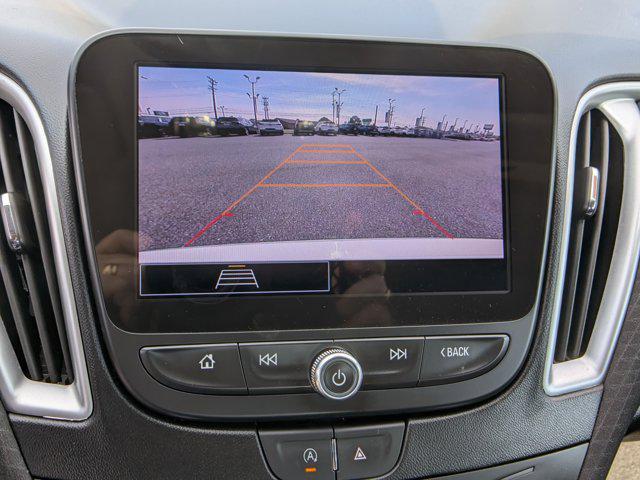 Photo of 2023 Summit White Chevrolet Malibu