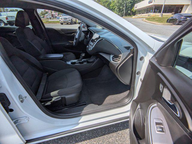 Photo of 2023 Summit White Chevrolet Malibu