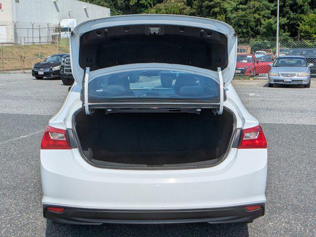 Photo of 2023 Summit White Chevrolet Malibu