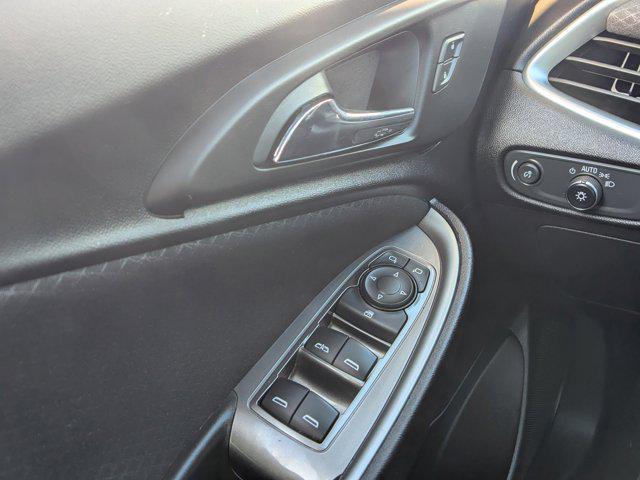 Photo of 2023 Riverside Blue Metallic Chevrolet Malibu