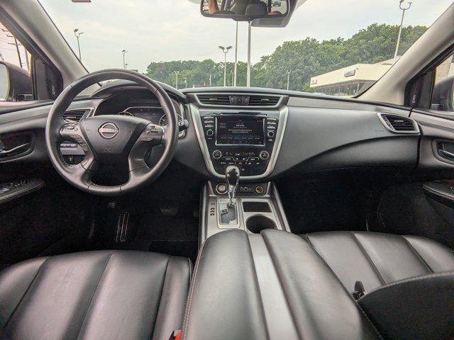 Photo of 2023 Super Black Nissan Murano