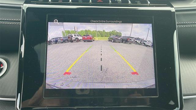 Photo of 2025 Metallic Jeep Grand Cherokee L