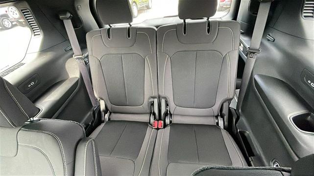 Photo of 2025 Metallic Jeep Grand Cherokee L