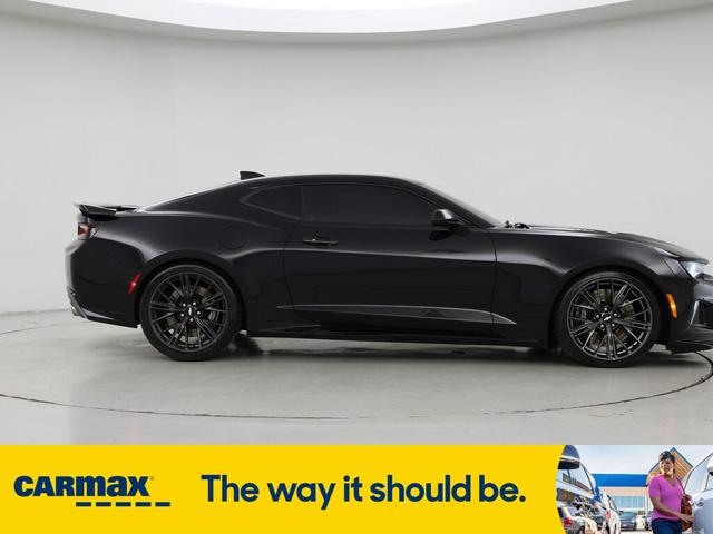 Photo of 2018 Black Chevrolet Camaro