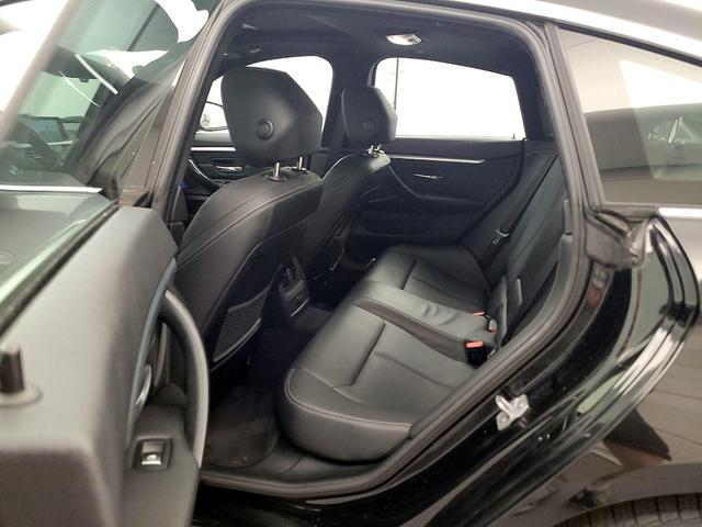 Photo of 2019 Black BMW 430