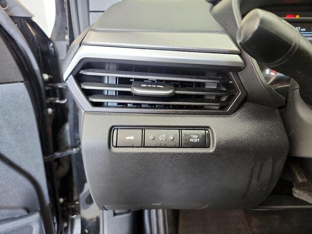 Photo of 2023 Black Nissan Altima