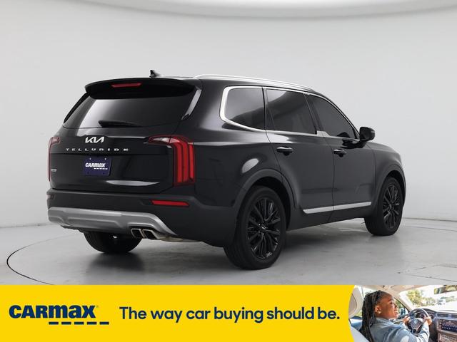 Photo of 2022 Black Kia Telluride