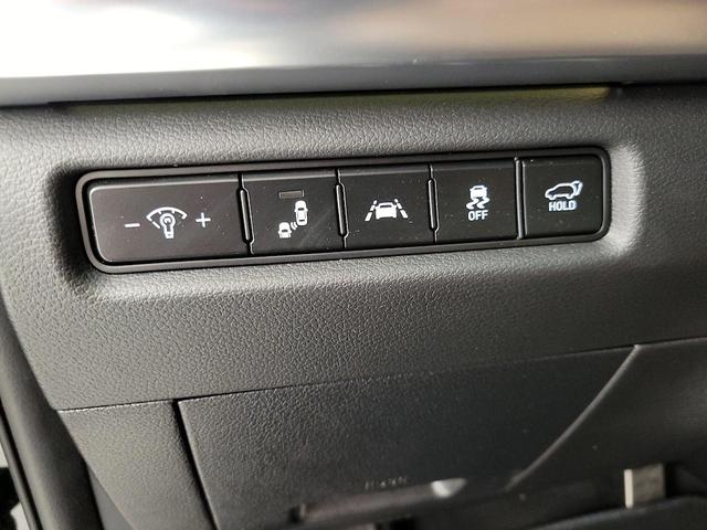 Photo of 2022 Black Kia Telluride