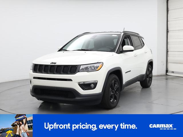 Photo of 2020 White Jeep Compass