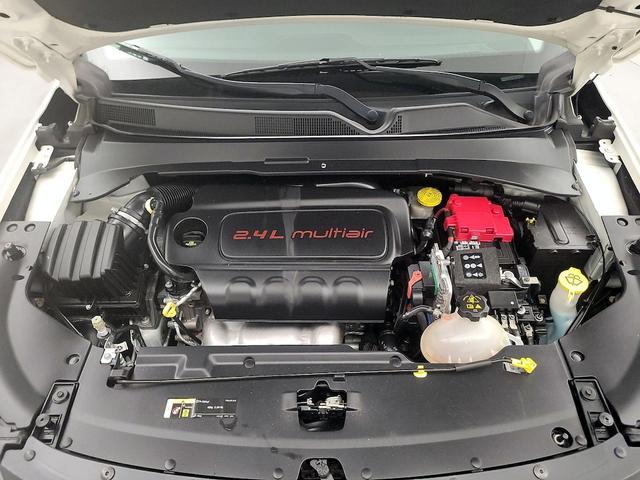 Photo of 2020 White Jeep Compass