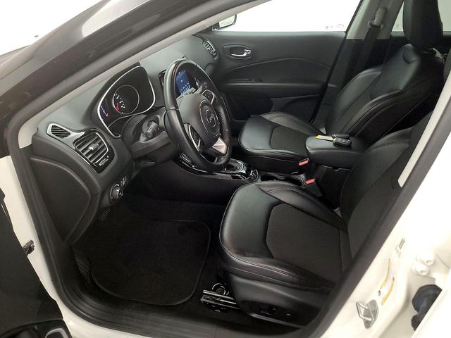 Photo of 2020 White Jeep Compass