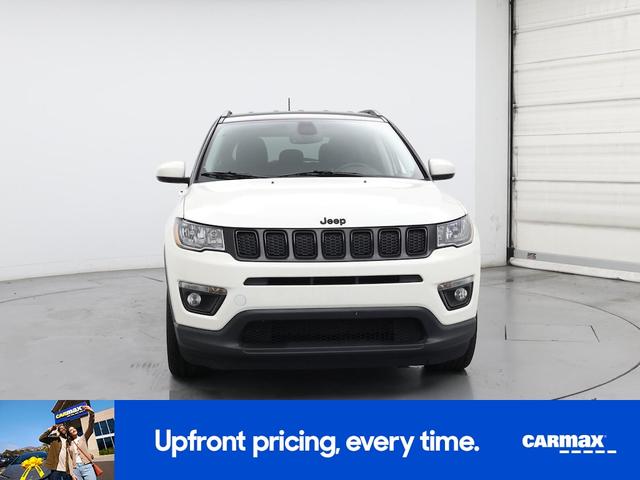 Photo of 2020 White Jeep Compass
