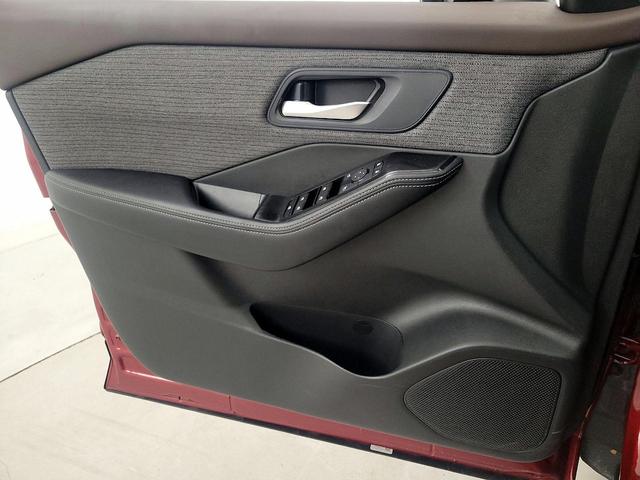 Photo of 2023 Red Nissan Rogue