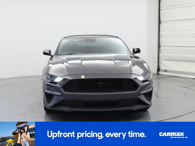 Photo of 2021 Gray Ford Mustang