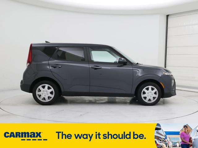 Photo of 2020 Gray Kia Soul